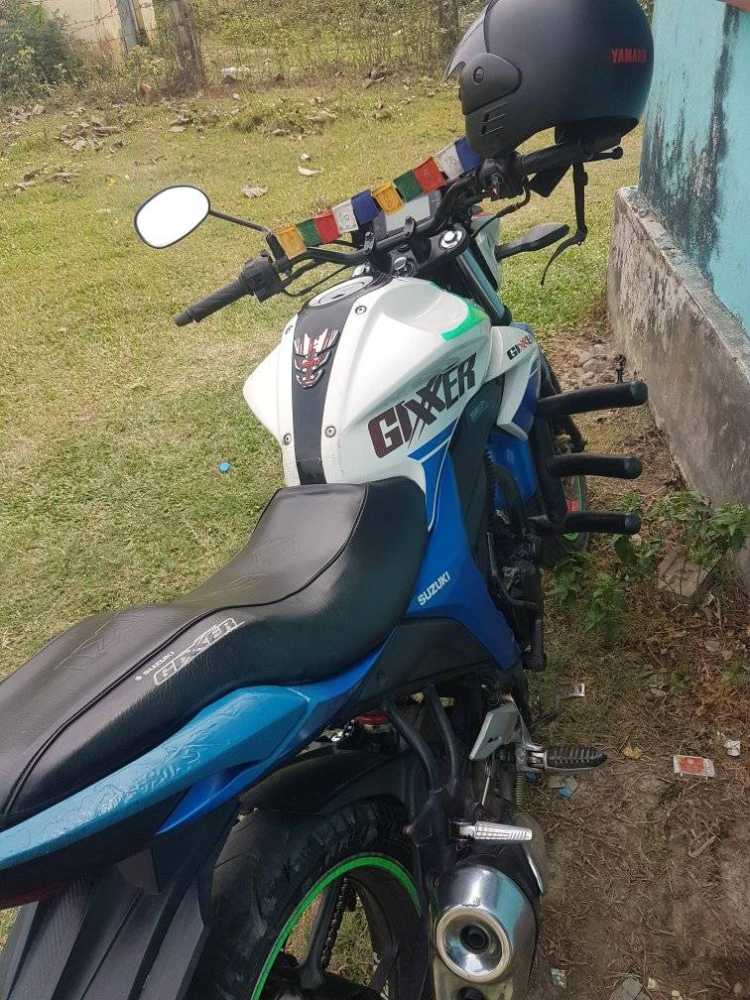Used 2016 Suzuki Gixxer 150 bike for sale in Jhapa - Image 6 of 6