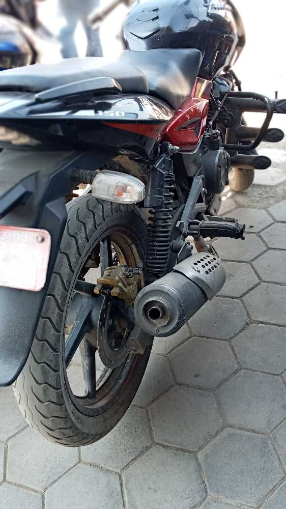 Used 2019 Bajaj Plusar 150 bike for sale in Kathmandu - Image 1 of 5
