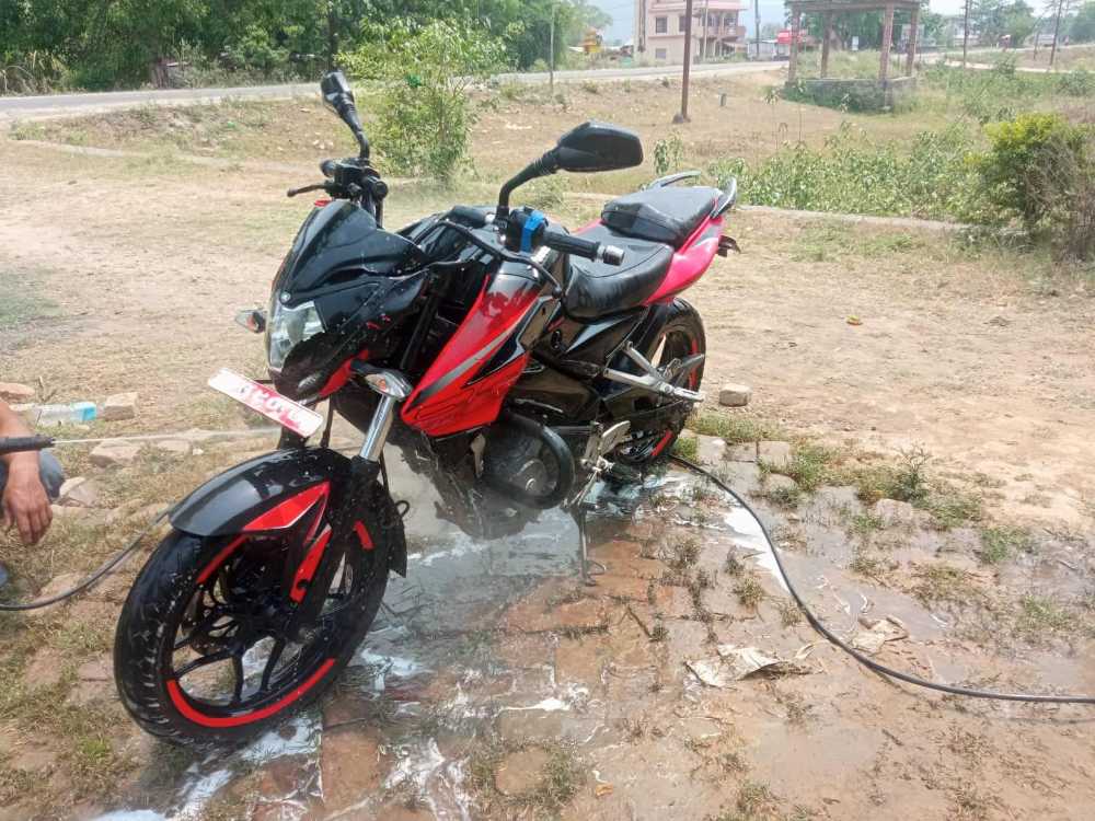 Used 2016 Bajaj NS 200 bike for sale in Dang Deukhuri, - Image 2 of 4