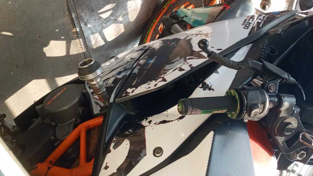 Used 2015 KTM RC 200 bike for sale in Kathmandu - Image 3 of 3