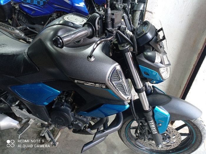 Used 2019 Yamaha FZS bike for sale in Janakpur - Image 1 of 3