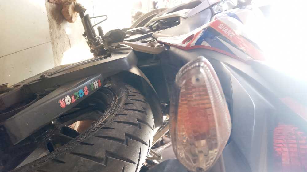 Used 2014 Honda CBR 250R bike for sale in Kathmandu - Image 2 of 3