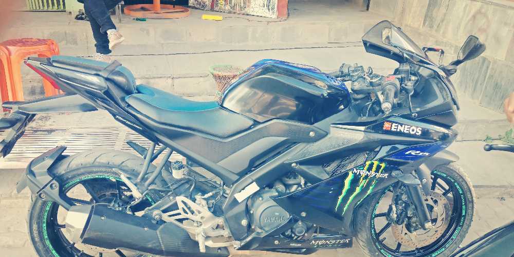 Used 2019 Yamaha R15 bike for sale in Kathmandu - Image 3 of 3