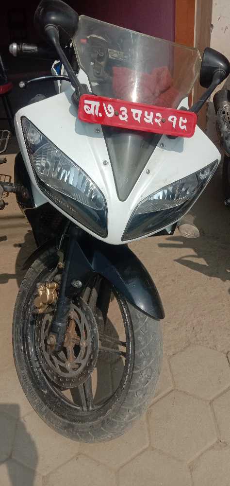 Used 2016 Yamaha R15 bike for sale in Kathmandu - Image 1 of 2