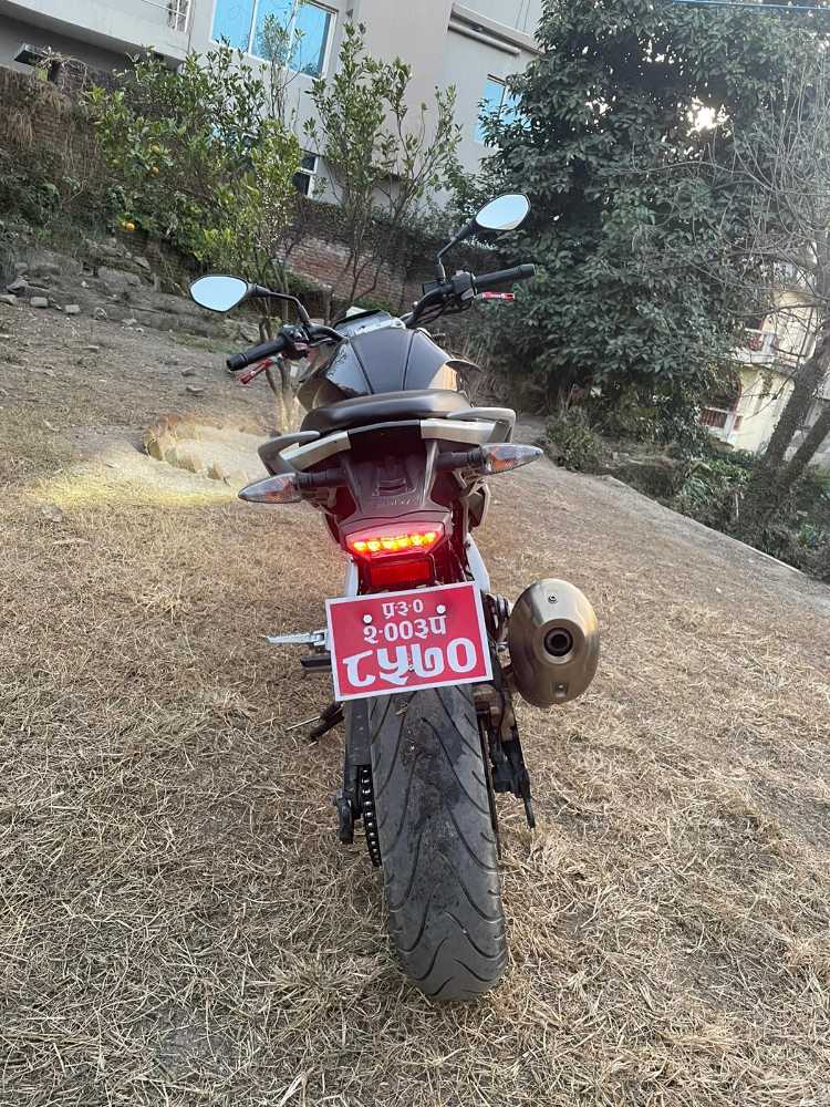 Used 2018 BMW G 310 R bike for sale in Kathmandu - Image 4 of 5