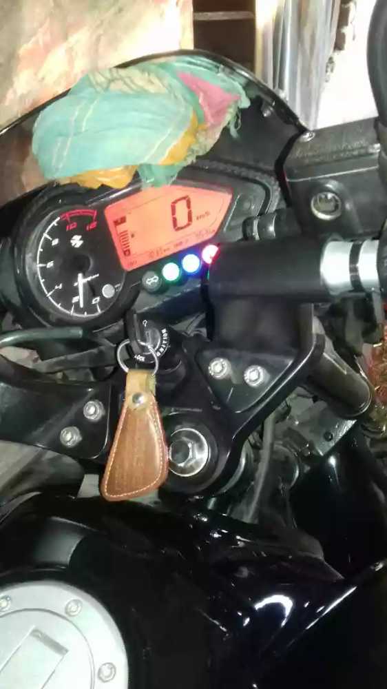 Used 2021 Bajaj Pulsar 125 bike for sale in Janakpur - Image 3 of 5