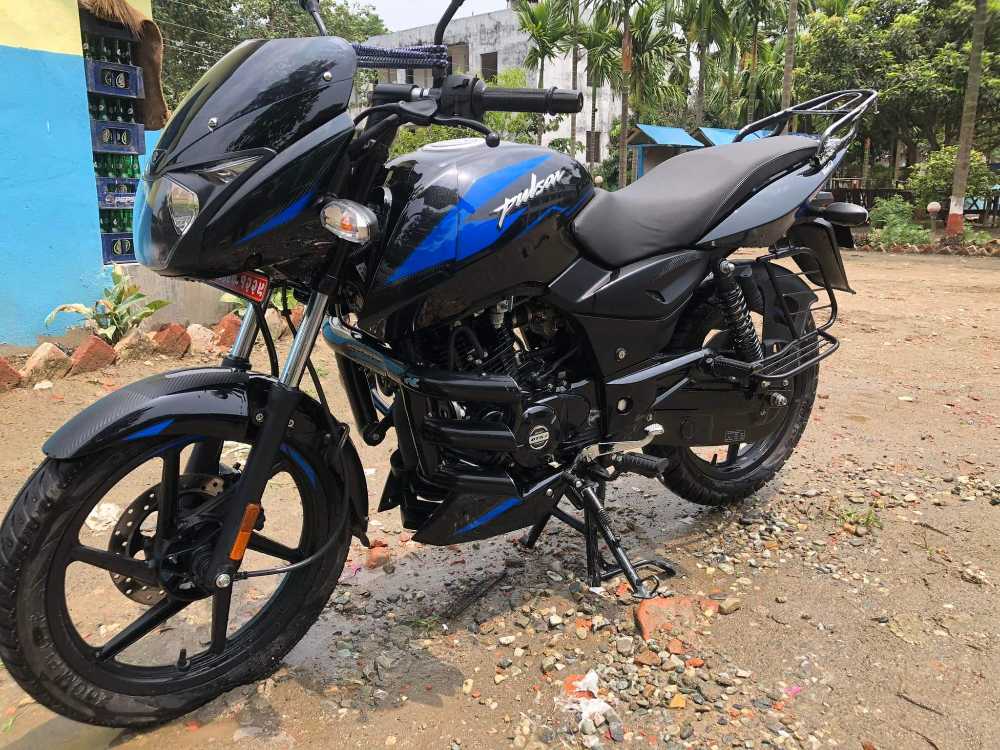 Used 2020 Bajaj Plusar 150 bike for sale in Biratnagar - Image 4 of 8
