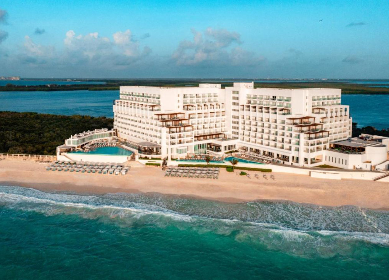 SUN PALACE THE PREFERRED HONEYMOON DESTINATION IN HOTEL ZONE