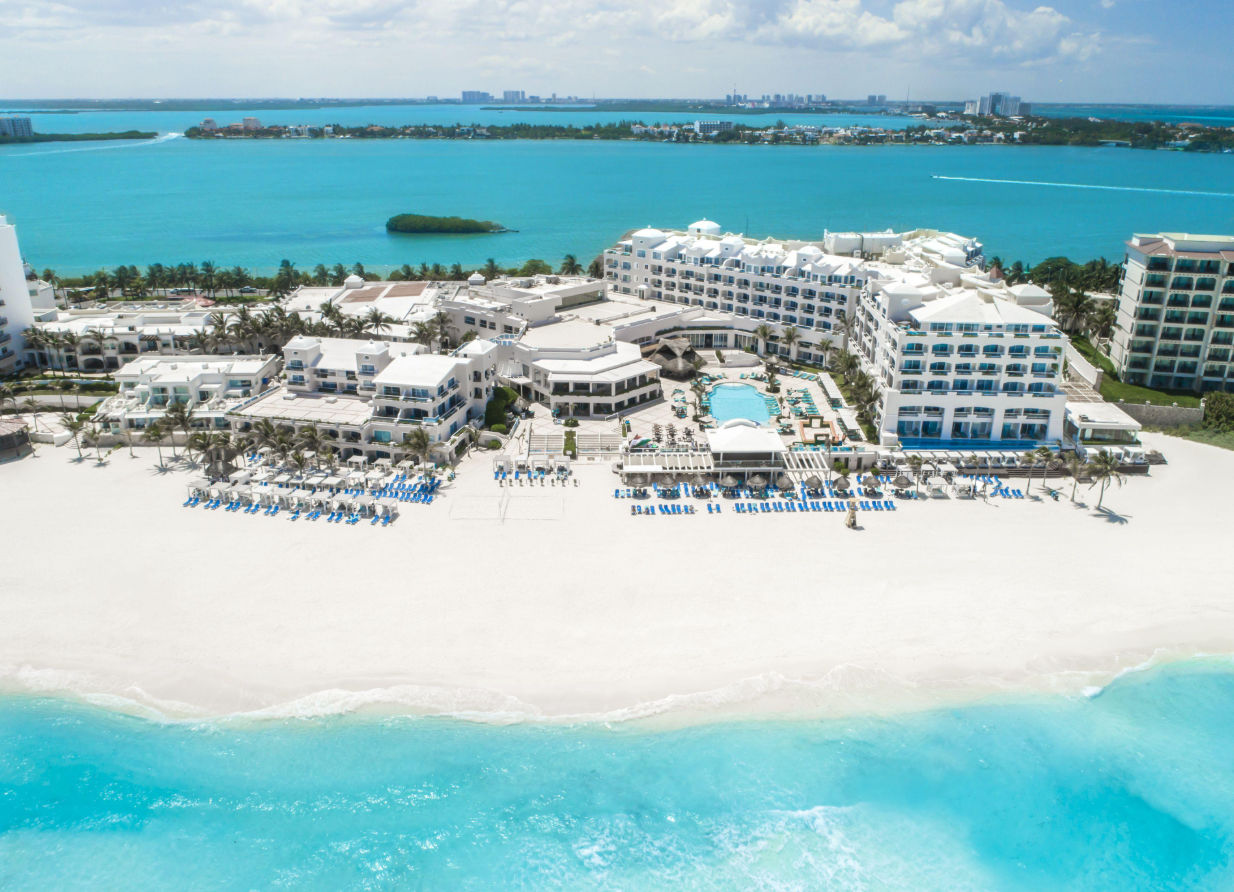 ENJOY THE PANAMA JACK RESORTS EXPERIENCE IN CANCUN