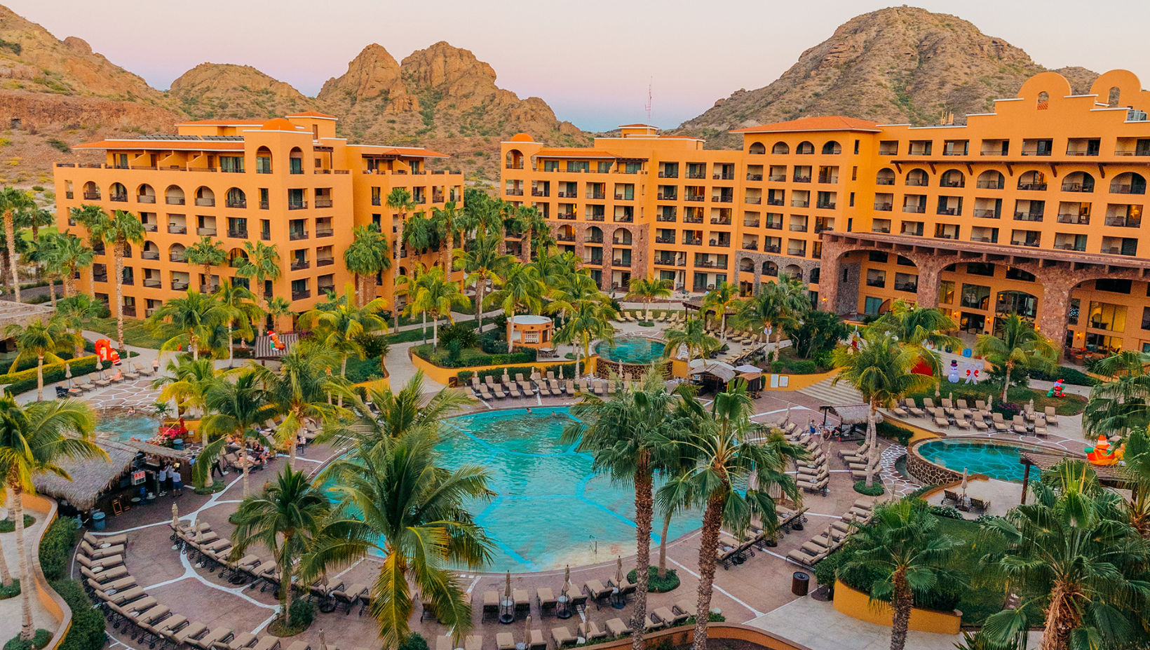 VILLA DEL PALMAR REFUGE OF SPACIOUS SUITES FOR LARGE FAMILIES