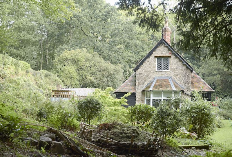 Bull Hollow Cottage - Romantic Luxury Cottage in Shropshire