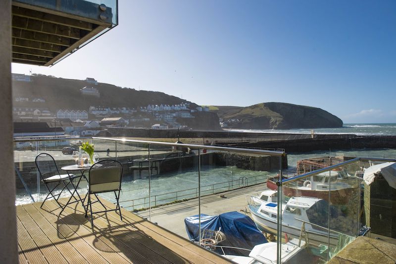 Harbour Master’s House Luxury Cottage in Portreath Cornwall