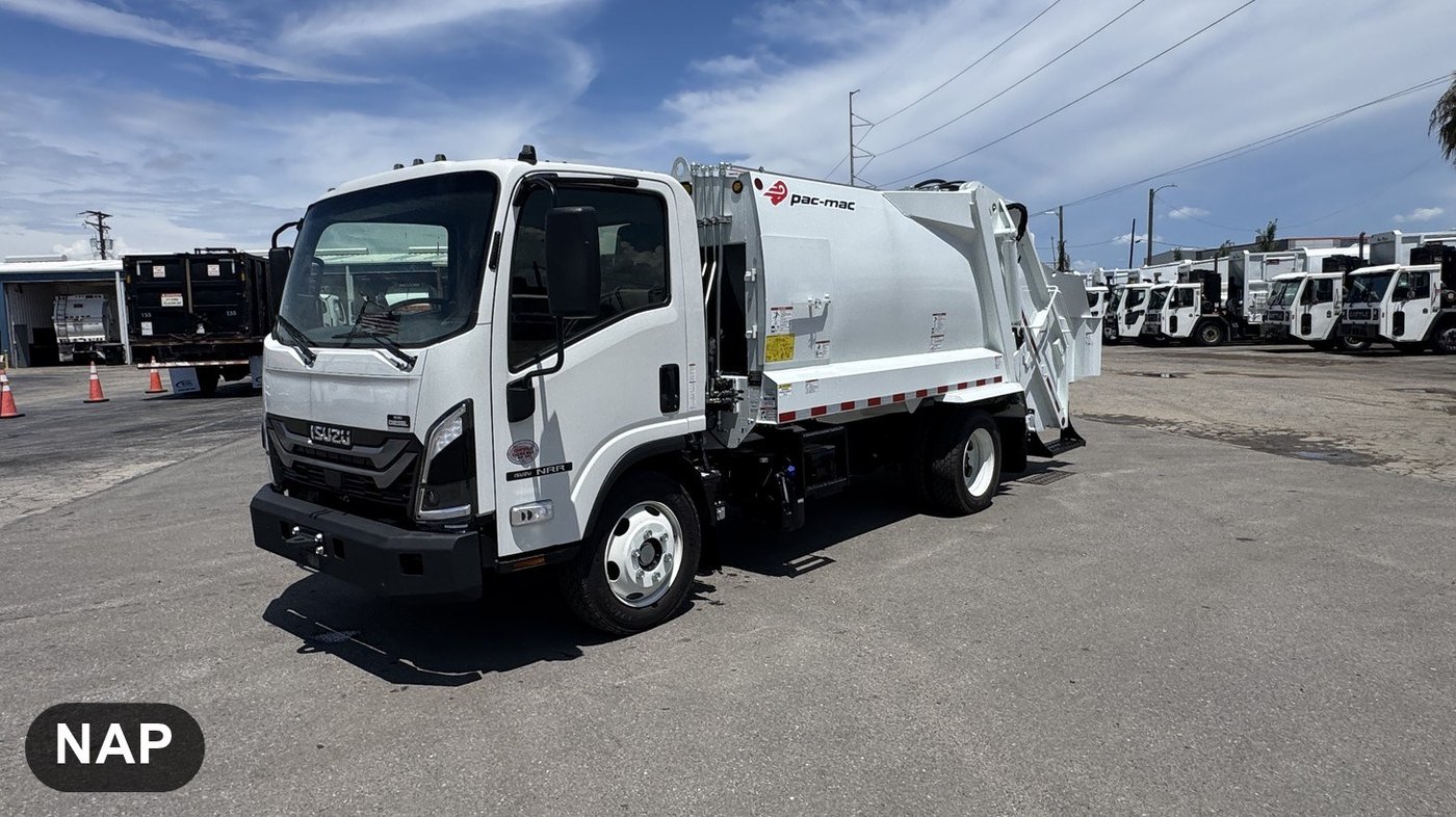2027 ISUZU NRR - Image 1