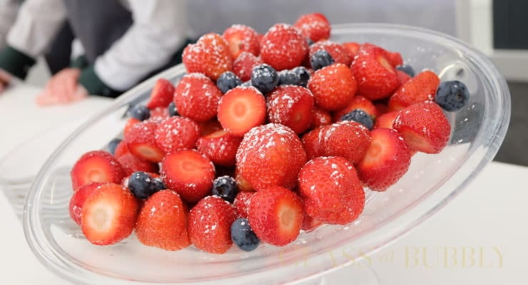 fresh_red_berry_fruits fresh_red_berry_fruits