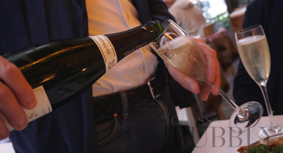 Enjoy Champagne in Notting Hill Gate