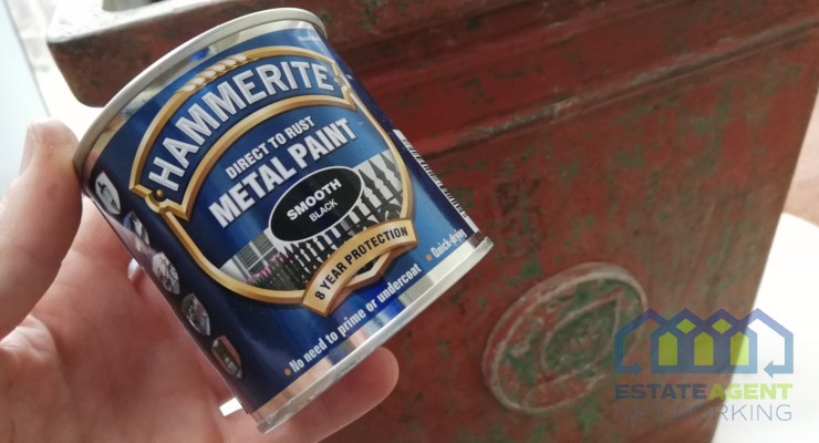 Hammerite direct to rust metal paint