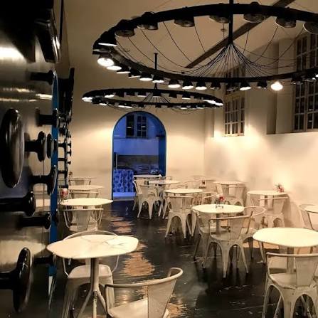 Oxford Bookstore and Cha Bar reading and café space in Connaught Place