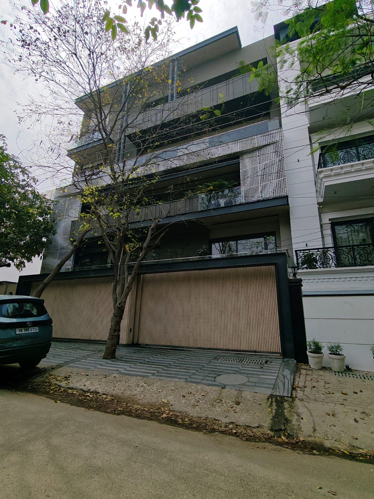 DLF Phase 3, Block V