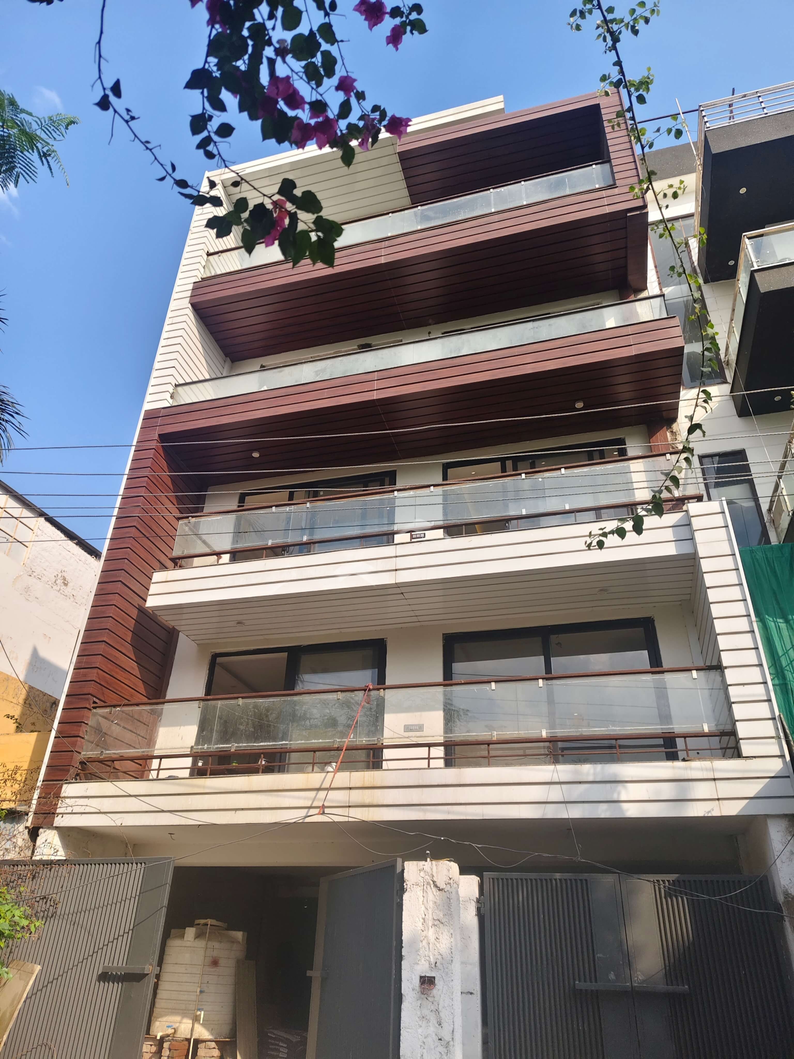 DLF Phase 1, Block H