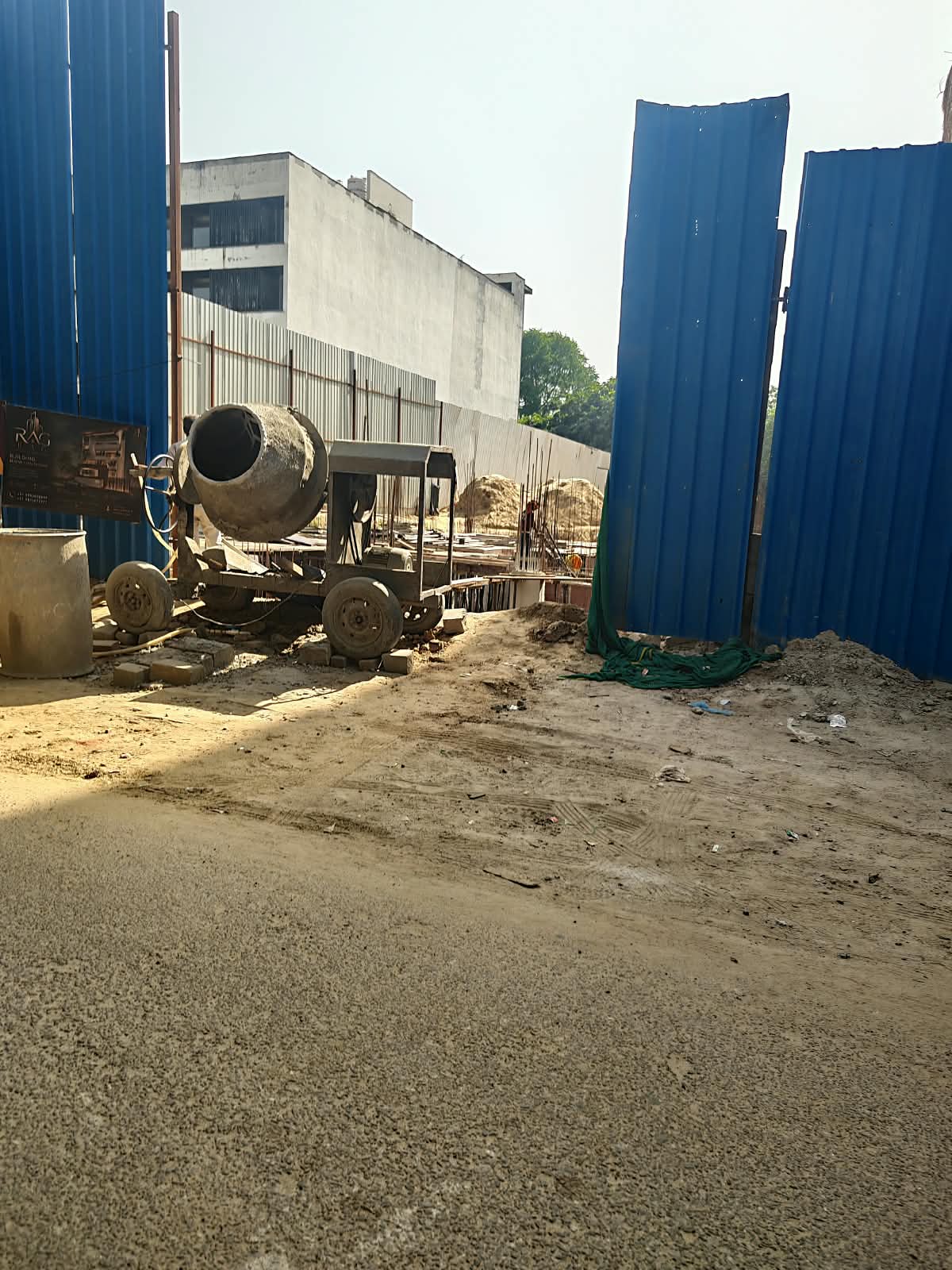 4 BHK Builder Floor, DLF Phase 1, Block H, Gurgaon