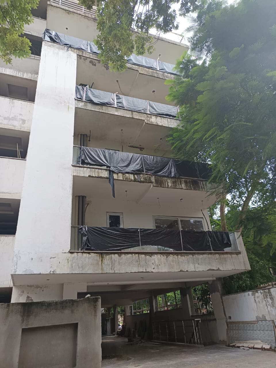 Mayfield Garden, Block M