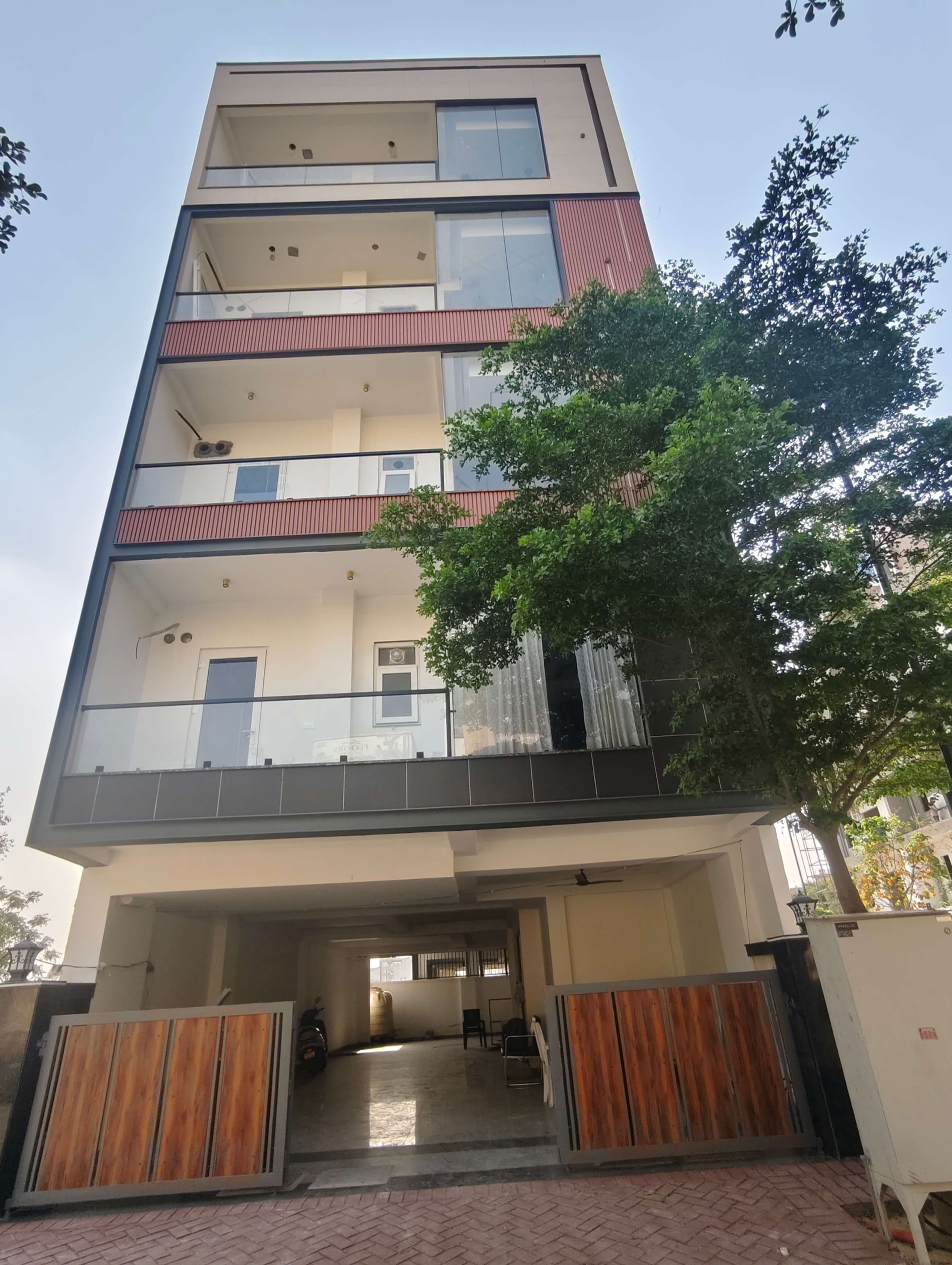 Orris Atulyam 83