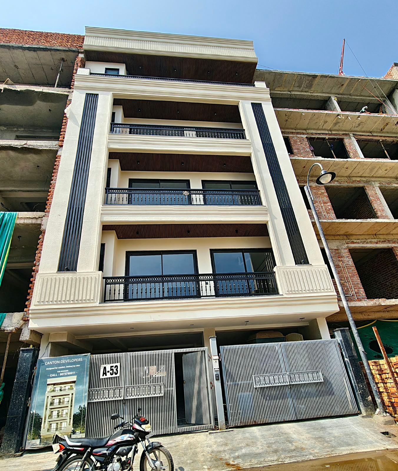 3 BHK Builder Floor, Ashok Estate (Anant Raj Estate), Gurgaon
