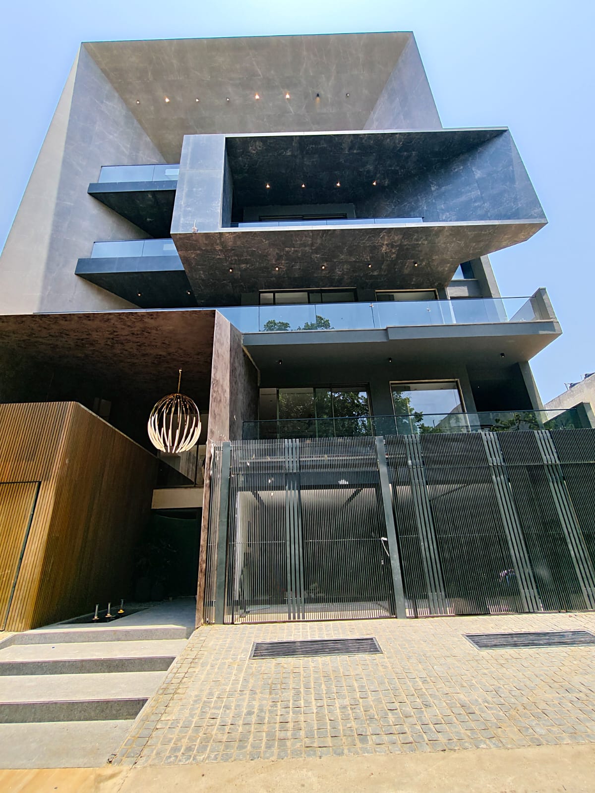 4 BHK Builder Floor, DLF Phase 1, Block A, Gurgaon
