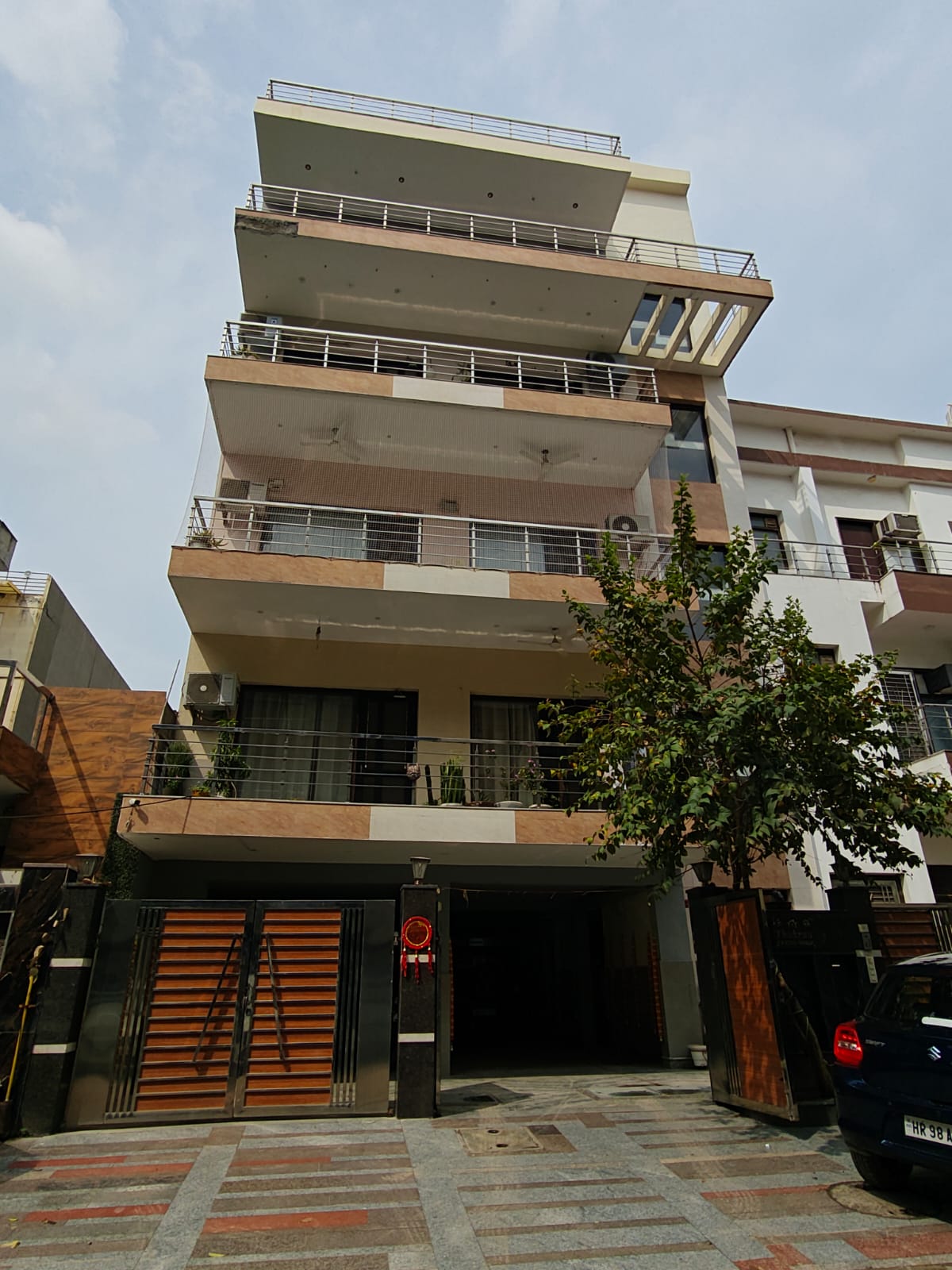 Vipul World, Block F