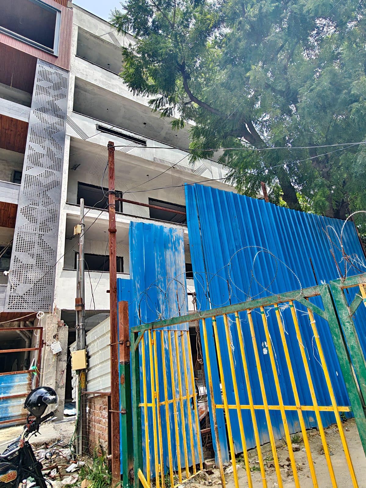 4 BHK Builder Floor, Palam Vihar, Block H, Gurgaon