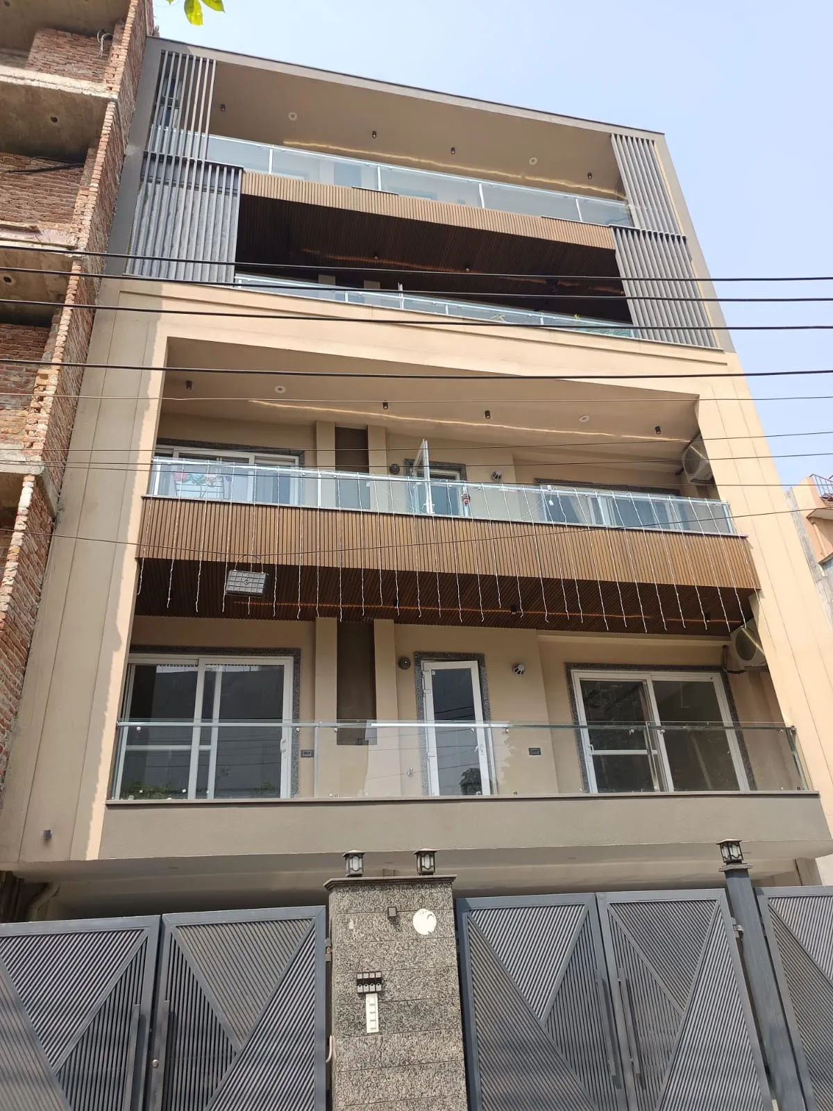 4Bhk By Akshay Bhadra