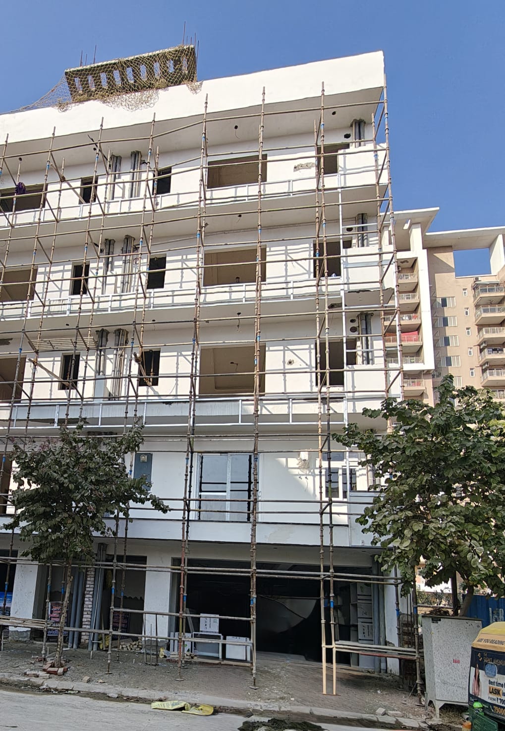 Orris Atulyam 83