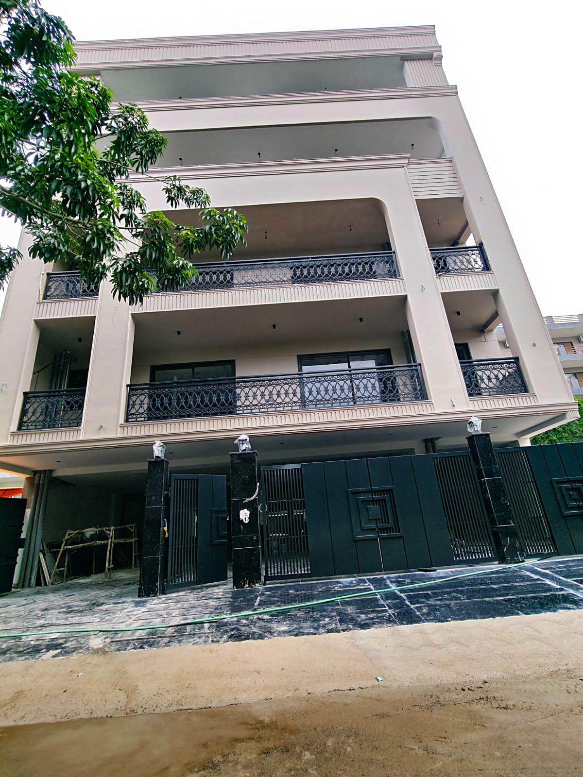 4 BHK Builder Floor, Sector 51, Gurgaon