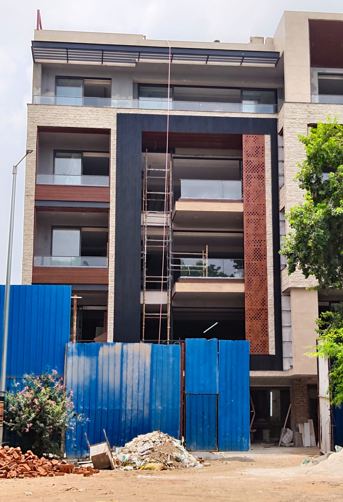 4 BHK Builder Floor, Malibu Town, Gurgaon
