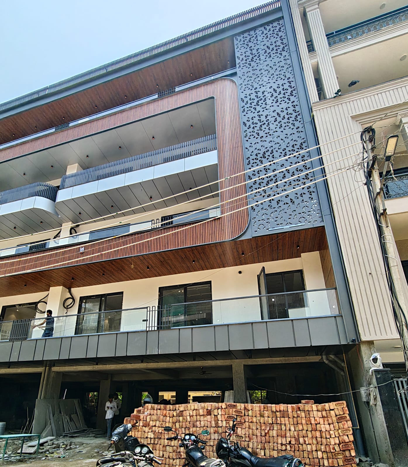 Avenue 49
