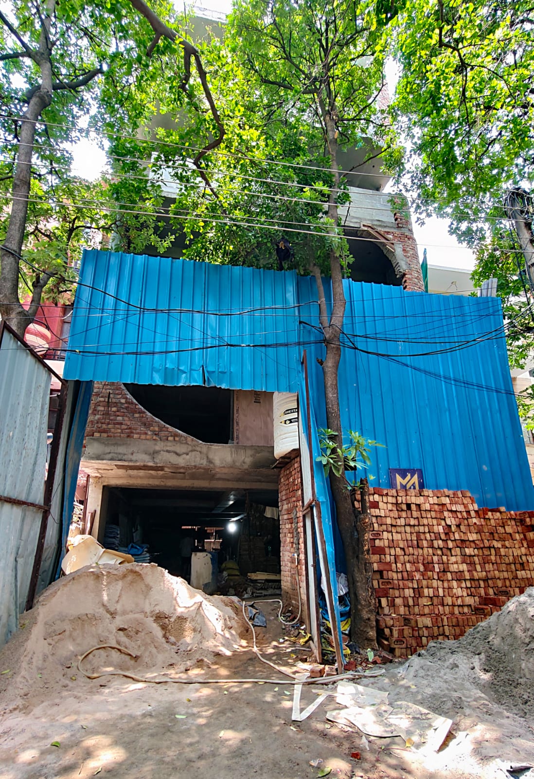 DLF Phase 1, Block H