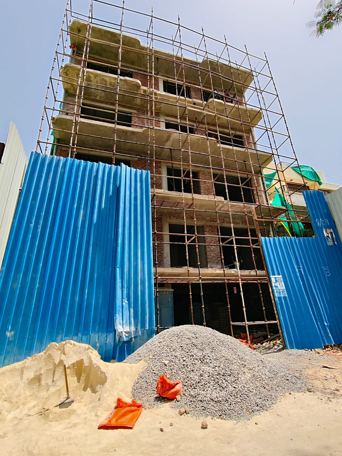 DLF Phase 2, Block L