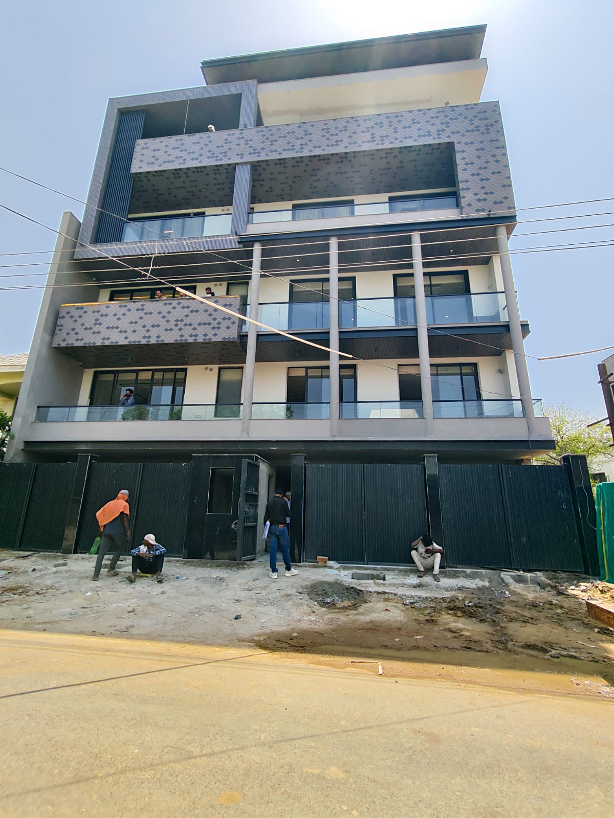 DLF Phase 2, Block M