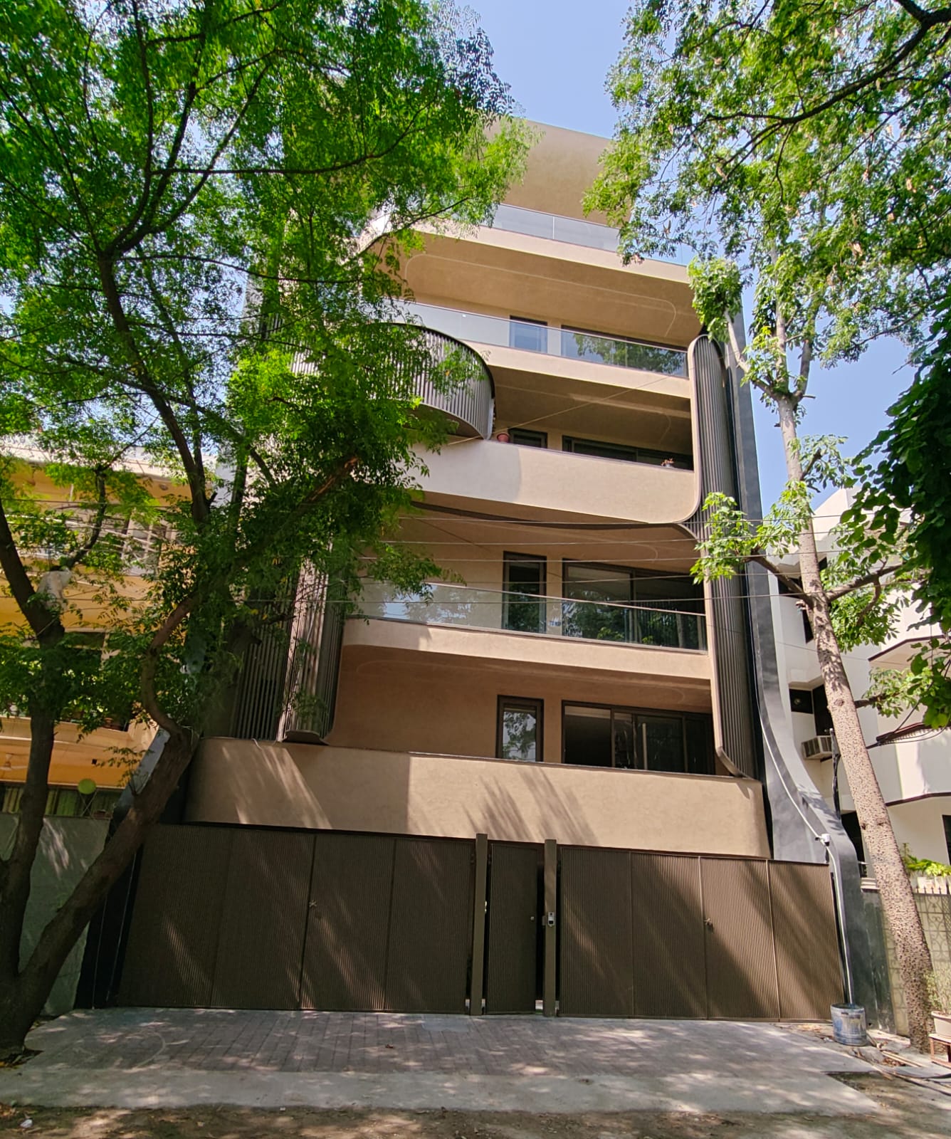 DLF Phase 2, Block M
