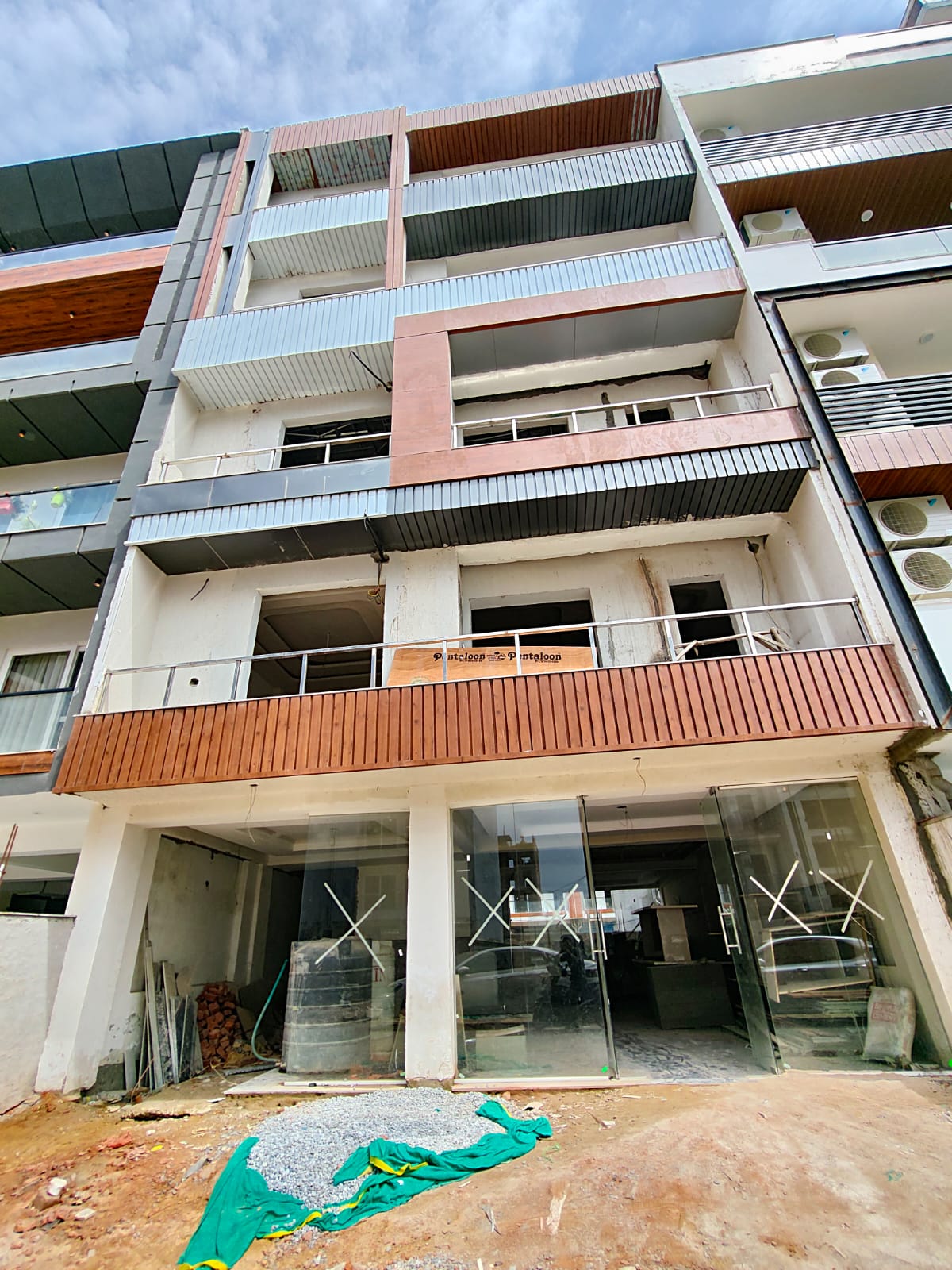 Ashok Estate (Anant Raj Estate)