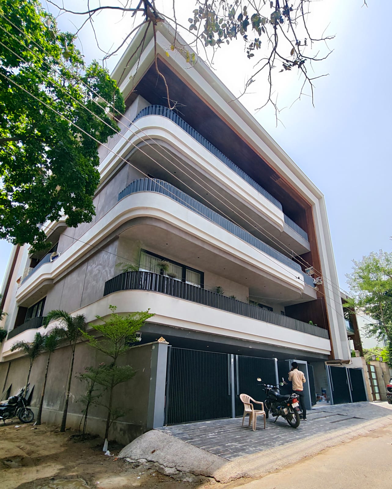 DLF Phase 1, Block A