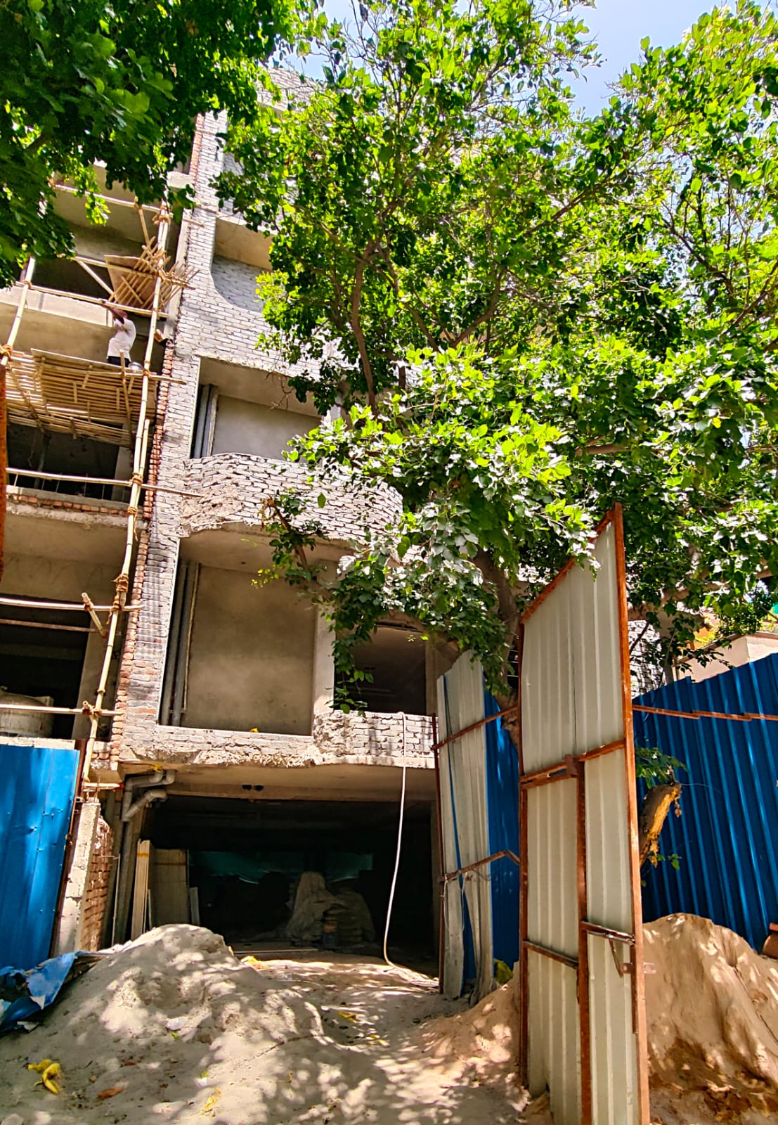 DLF Phase 2, Block P