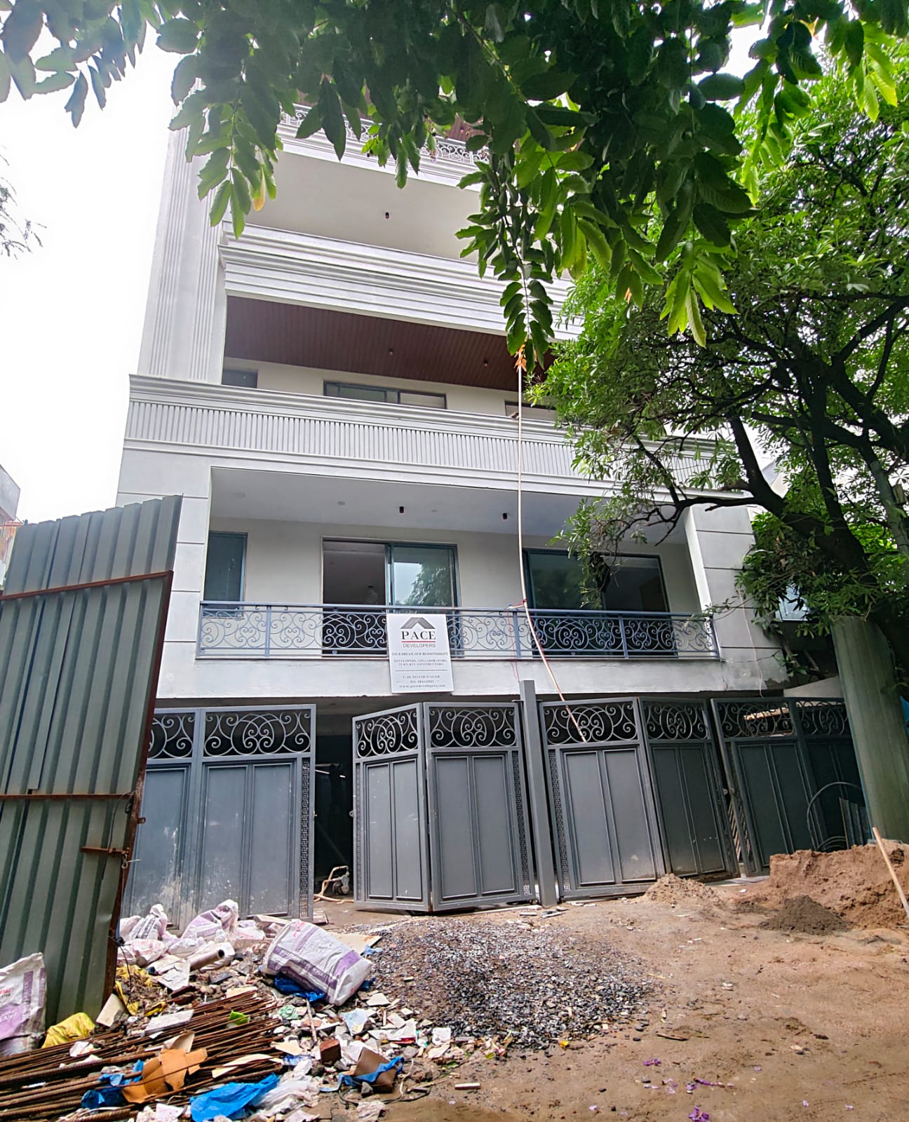 4 BHK Builder Floor, DLF Phase 1, Block E, Gurgaon