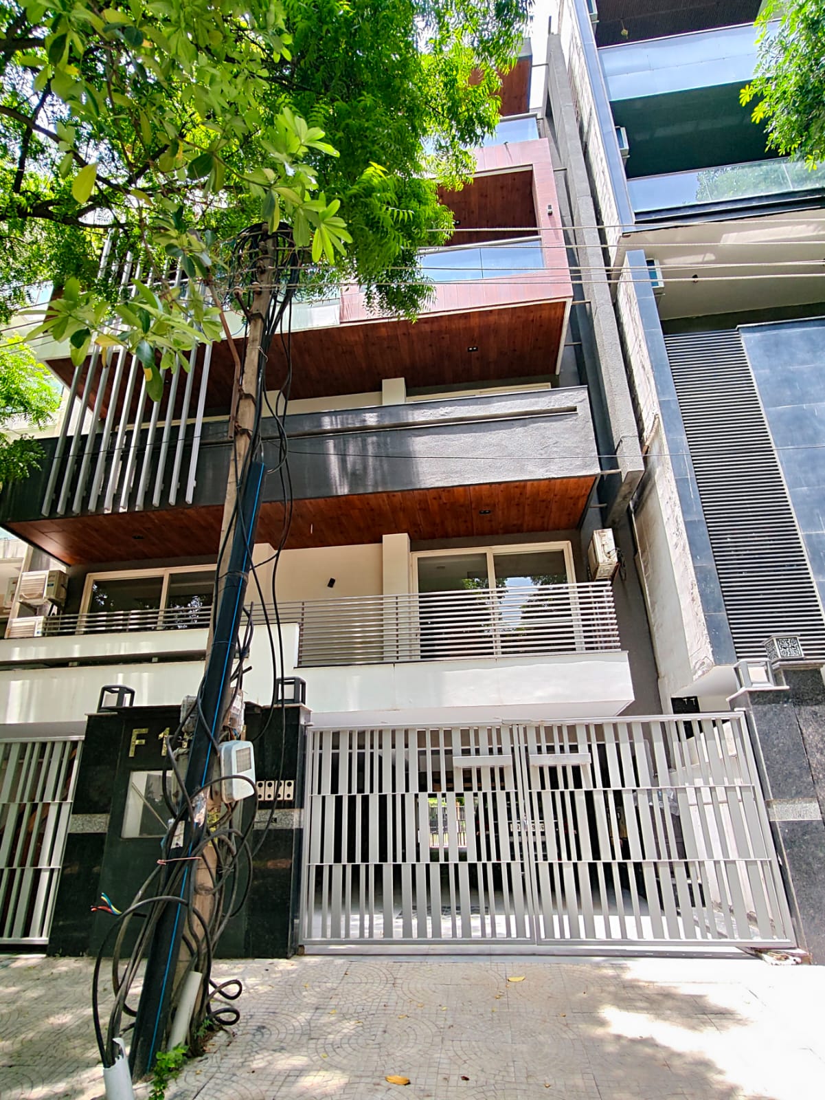 4 BHK Builder Floor, DLF Phase 1, Block F, Gurgaon