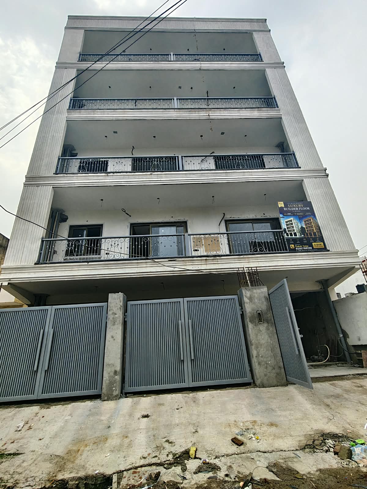 4 BHK Builder Floor, Sector 4, Gurgaon