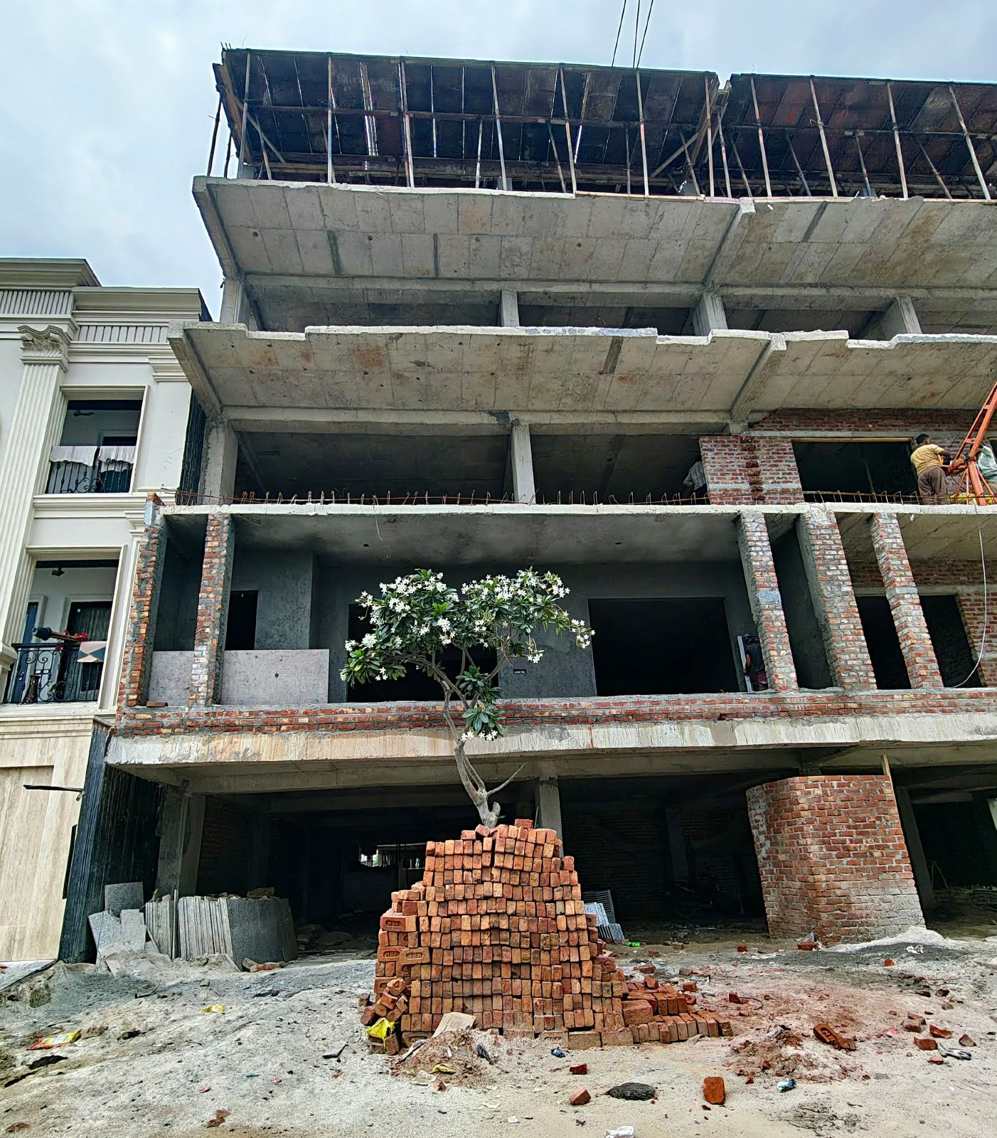 4 BHK Builder Floor, Ansal Esencia & Versalia, Gurgaon