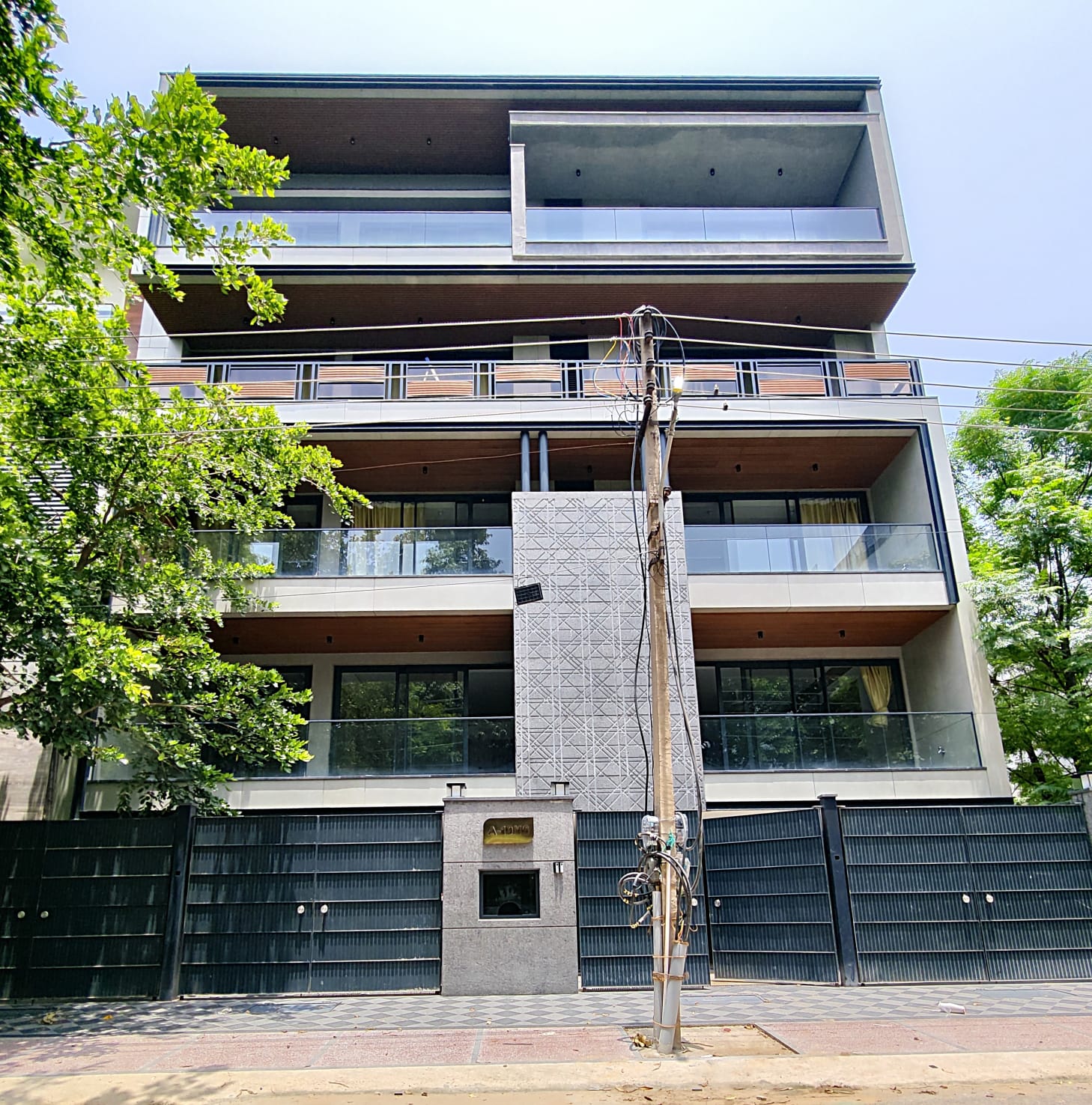 4 BHK Builder Floor, DLF Phase 1, Block A, Gurgaon