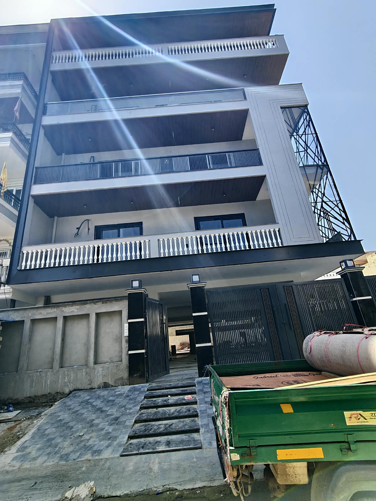 4 BHK Builder Floor, Sector 9A, Gurgaon