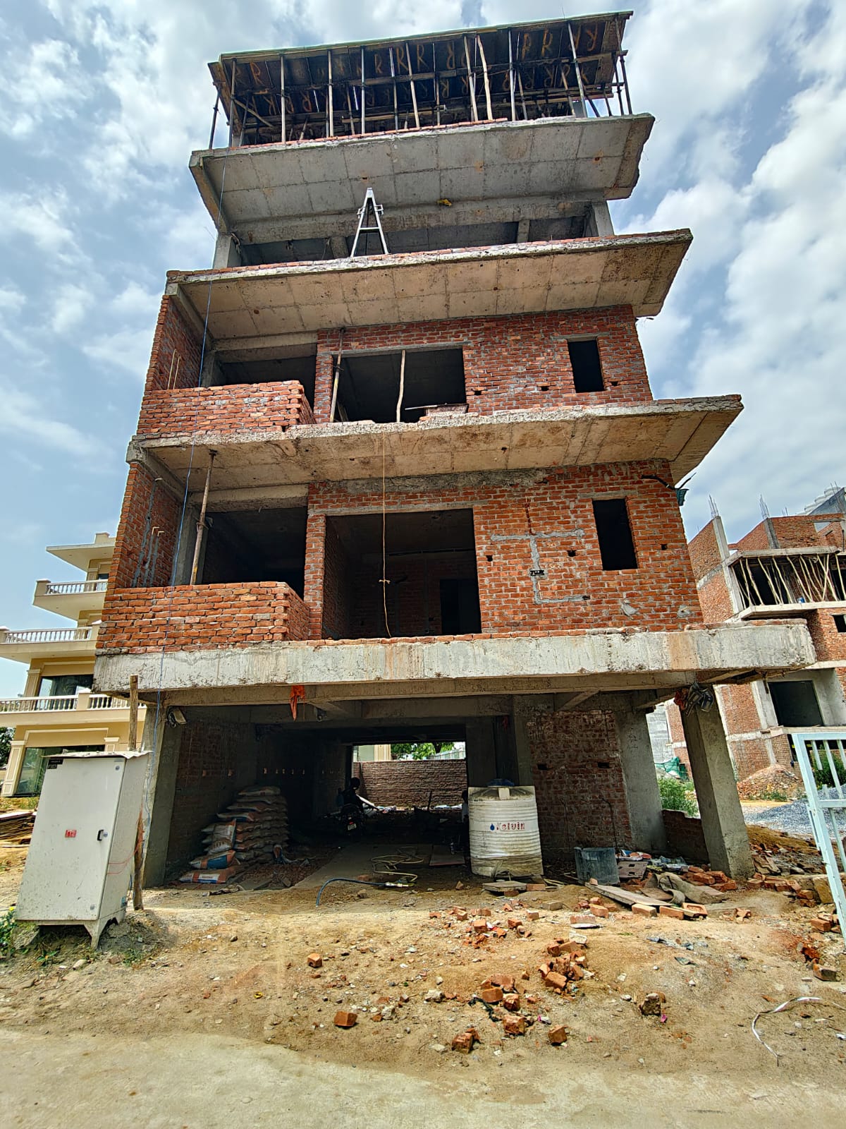 Orris Atulyam 83
