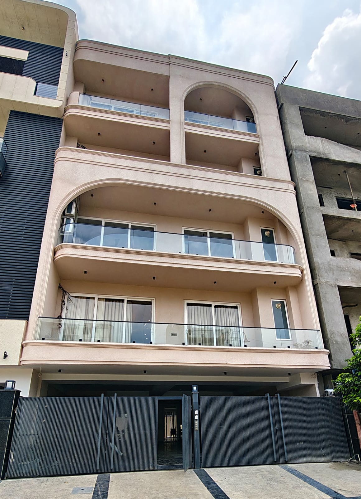 4 BHK Builder Floor, Anant Raj Estate, Gurgaon